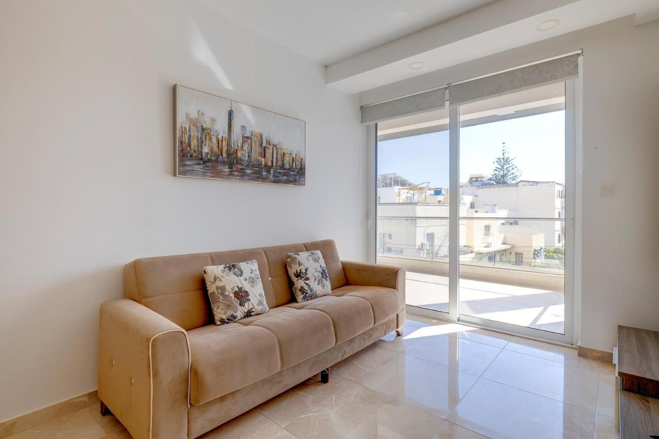 Modern 1Br Apartment In Central St Julian'S Saint Julian's Bagian luar foto