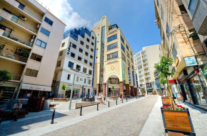 Modern 1Br Apartment In Central St Julian'S Saint Julian's Bagian luar foto